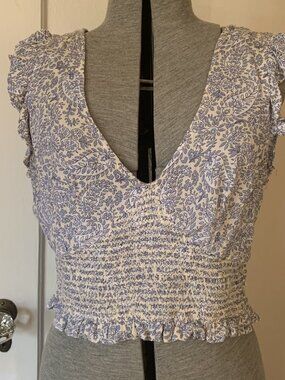 Patrons of Peace M Crop Top Floral Smocked Blue Ditsy Floral Paisley Ruffle Boho